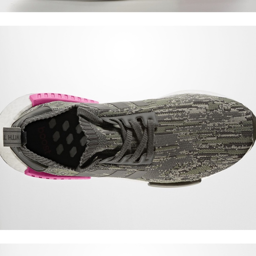 New in box NMD camo swamp women’s 6 ,6.5 men’s 4.5 - Picture 6 of 6